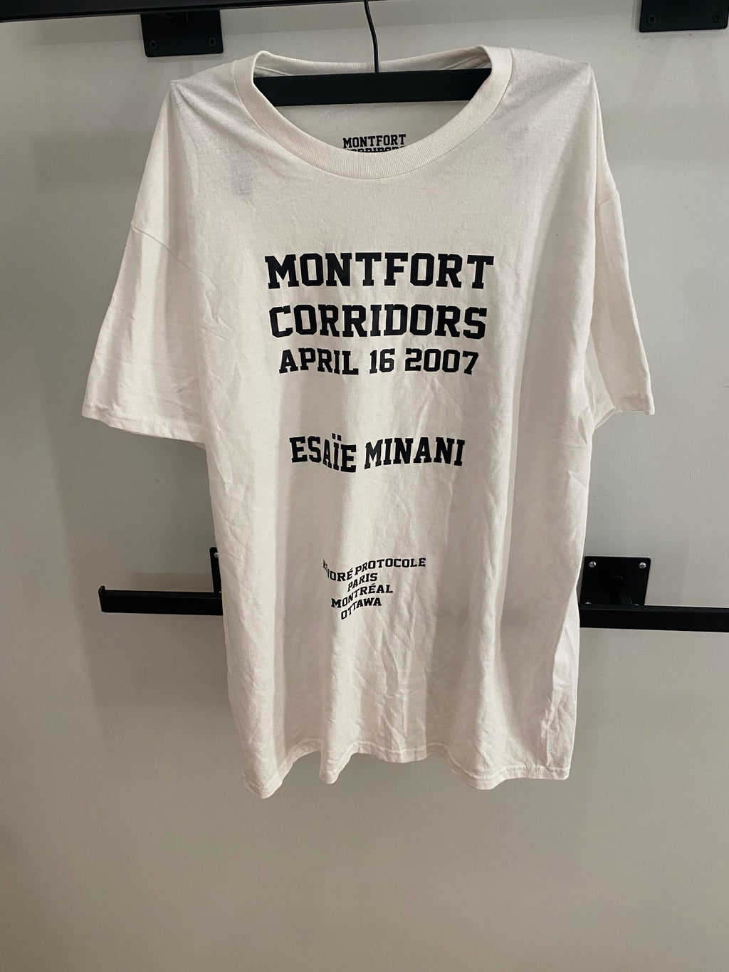 Maison Protocole paris Montfort Corridors Tee
